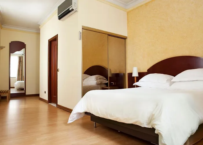 Internacional Hotel 3*