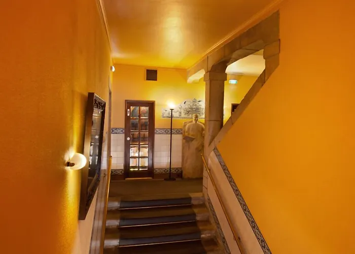 Internacional Hotel 3*