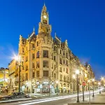 Internacional Hotel 3*