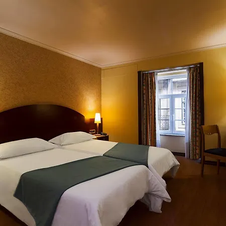 Internacional Hotel 3*