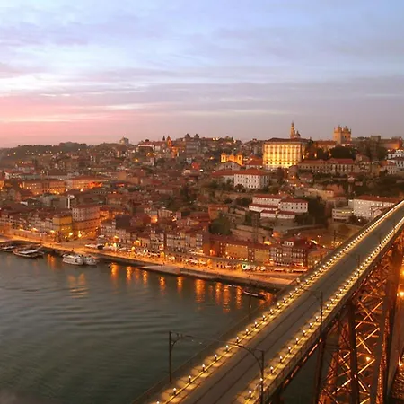 インテルナシオナル